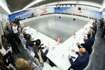 لقاء معراب يلاقي الجهود الديبلوماسية: القرار 1701 كاملاً ولا مشروعيًة للأحاديّة