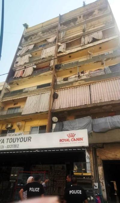 بلدية صيدا تخلي مبنى 