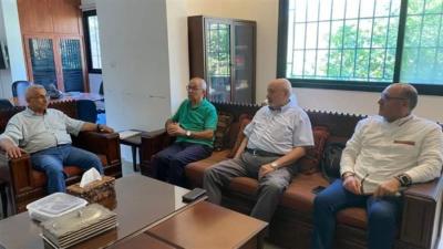 سعد التقى وفد 