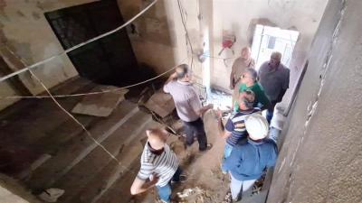 بديع يتفقد في صيدا ورشة ترميم بناء متصدع وإداء معمل النفايات ويطلع على أعمال التزفيت.