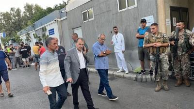 البزري يتفقد الجرحى في المراكز الطبية ومستشفيات صيدا ويثني على الجهود الصحية الطبية والإسعافية