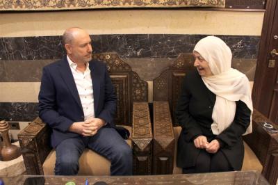 الحريري التقت محافظ الجنوب وتابعت المستجدات وعقدت اجتماعات تربوية وصحية تنسيقية