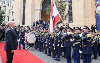 ماكرون قريباً في لبنان... وتأكيد فرنسي على دعم «غير مشروط» بعد انتخاب عون