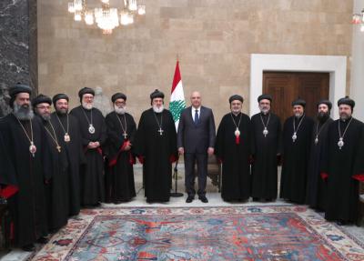 خلط أوراق التأليف والتمسّك بنهج جديد والسعودية لتنفيذ الإصلاحات قبل إعادة التفاعل مع لبنان