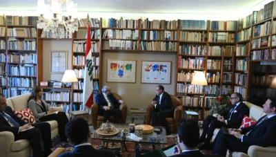 تكثيف المشاورات الحكومية لا توقفه التحذيرات الأميركية