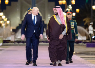وعد جديد بالإعمار والإنجاز... واللبنانيون ينتظرون عون في السعودية: فرصة لتبديد شوائب الماضي