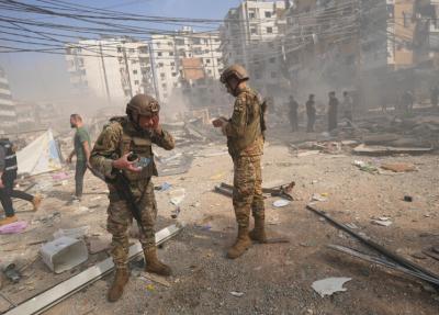 واشنطن تضغط وباريس تتوسّط ولبنان متمسك بـ1701