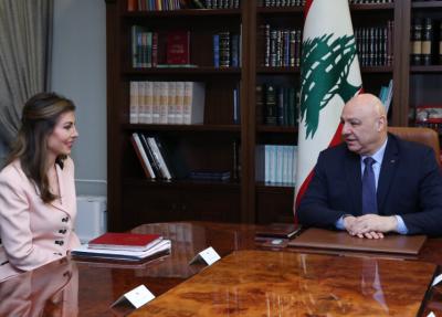 بعد ساعة و20 دقيقة من المشاورات في بعبدا... أورتاغوس تغادر بلا تصريح