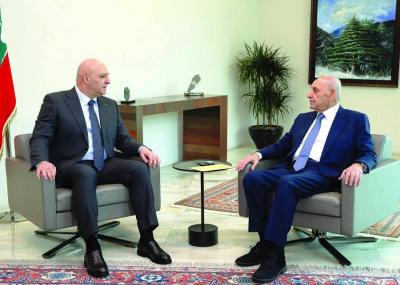 عون يرعى حواراً مع «حزب الله» حول حصرية السلاح