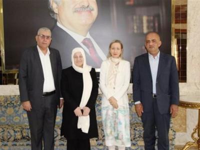 الحريري تلتقي كلاوس وتأكيد على أهمية استمرار عمل 