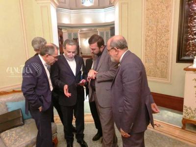 إيران وأميركا تتجهان نحو إعادة هيكلة المفاوضات النووية