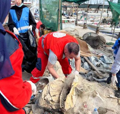 حملة تنظيف في ميناء الصيادين بصيدا بمبادرة من 