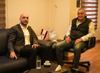 مرجان في مبنى بلدية صيدا ويلتقي بديع والموظفين : 