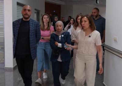 مرجان يتفقد مستشفى الطوارىء (التركي) في صيدا ويطلع على التحديات التي تواجهه.