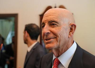 برّاك سافر ليعود بزيارة رابعة: المشكلة معقّدة جداً