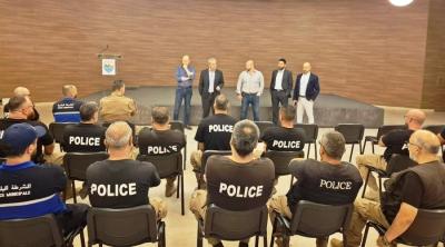 المحافظ ضو يلتقي شرطة بلدية صيدا ويؤكد على دورهم الأساسي في قمع المخالفات