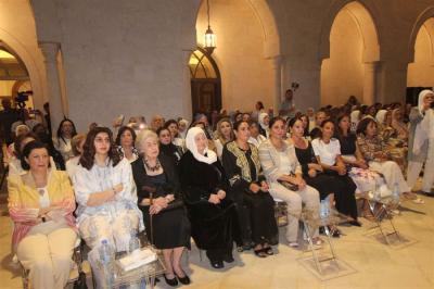 بهية الحريري تقيم حفلا إنشادياً في 