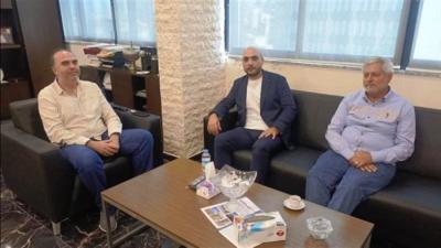 الصيدلي مرجان يبحث مع الدكتور ضاهر 