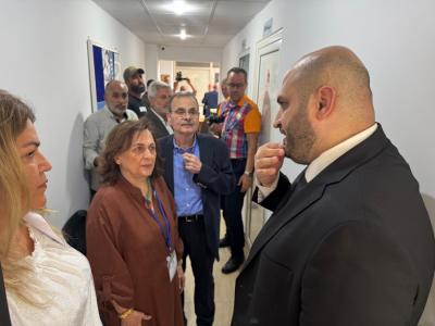 وزيرالصحة يزور 