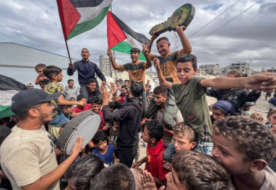 غزة تحتفل بوقف الحرب... والعالم يدعم ويترقب