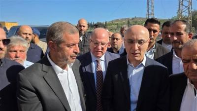 الحجار تفقد مكان الغارات على المصيلح:  كحكومة سنقوم بكل ما هو مطلوب منا لضمان حماية المواطنين