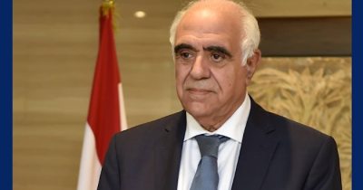 القصيفي اتصل ب