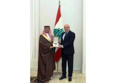 عون يطرح أفكاراً لتثبيت وقف النار والبخاري يجول على الرؤساء مودعاً